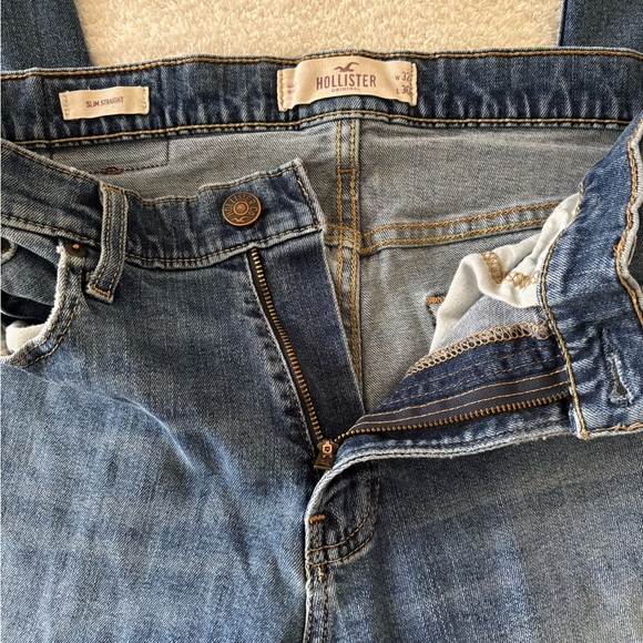 Hollister Blue Straight Jeans with Classic Style - Picture 2 of 8